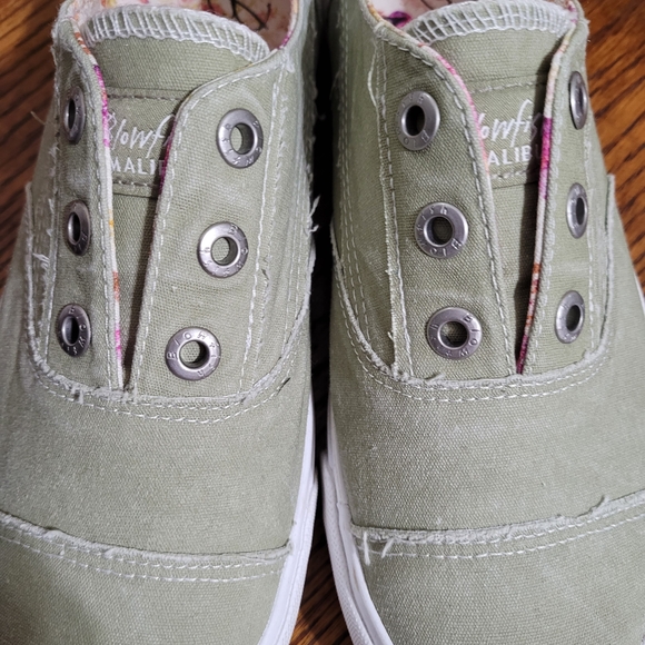 Sage Green Blowfish Slip-ons Size 8 WORN ONCE! - Picture 6 of 6